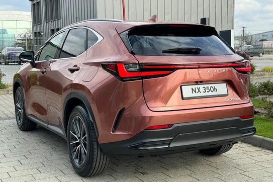 Lexus NX 350h Prestige 2WD
