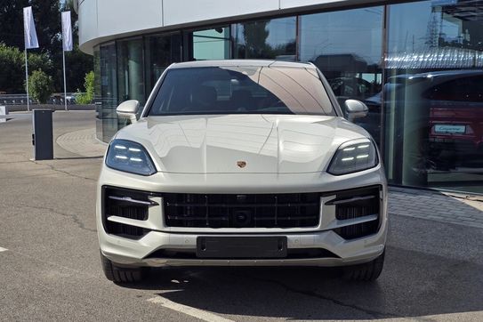Porsche Cayenne Coupe E-Hybrid Black Edition