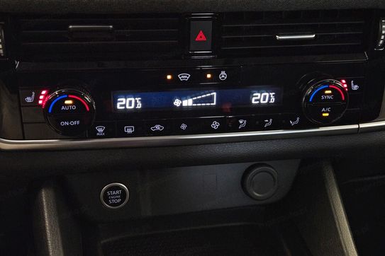 Nissan Qashqai 1.3 DIG-T Acenta Xtronic