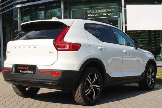 Volvo XC40 B3 Plus Dark
