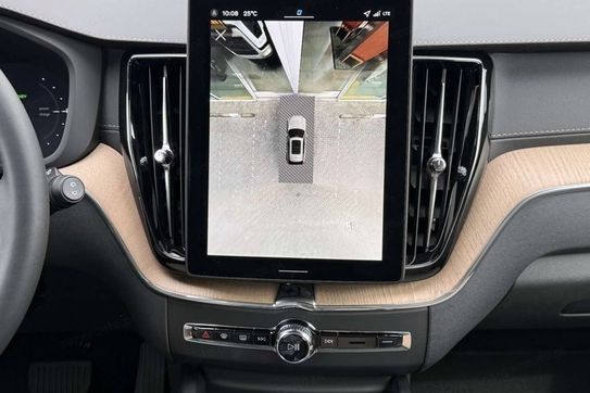 Volvo XC60 T6 Plug-In Hybrid AWD Plus Dark