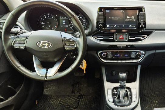 Hyundai i30 1.5 T-GDI Smart DCT