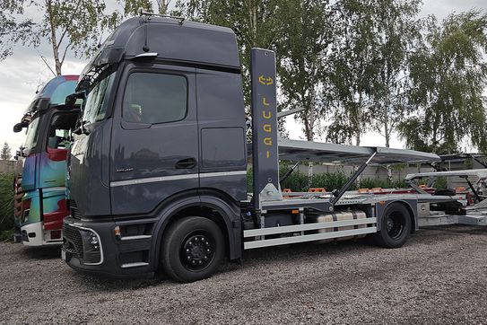 Mercedes Actros L 4x2 ProCabin-Giga Autotransporter LUGGI