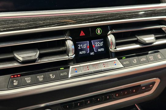 BMW X7 M50i sport-aut