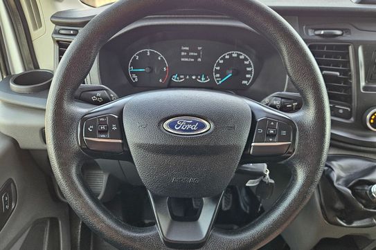 Ford Transit L2H2