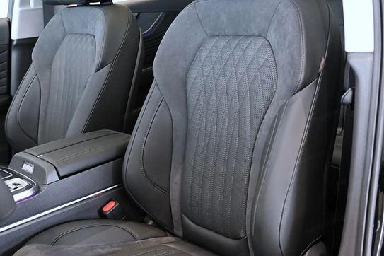 Hongqi HS5 2.0T AWD