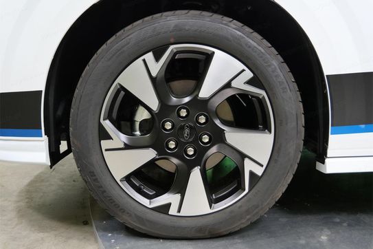 Ford Tourneo Custom 320 L2H1 Sport A8