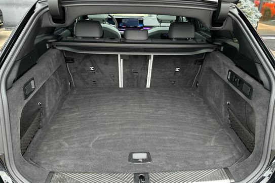 BMW Seria 5 520d xDrive mHEV M Sport aut