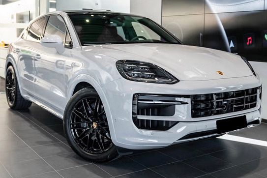 Porsche Cayenne Coupe Black Edition