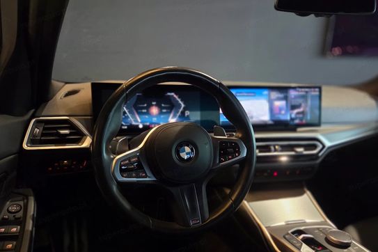 BMW Seria 3 318i M Sport aut
