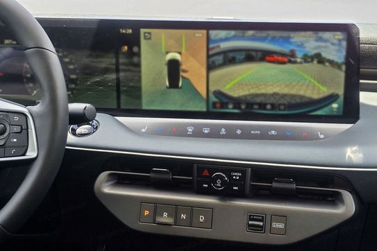Nissan Leaf Evolve Plus 75kWh 2WD AT