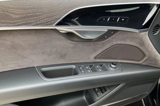 Audi A8 60 TFSI e quattro