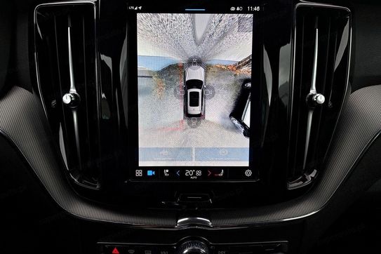 Volvo XC60 B5 B AWD Plus Black Edition