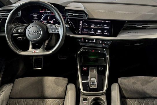 Audi A3 S3 TFSI quattro S tronic