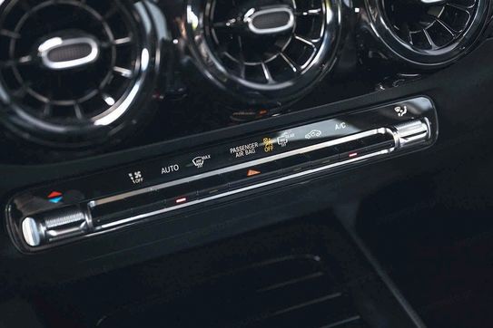 Mercedes GLA 200 Progressive