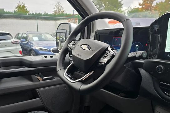 Ford Transit Custom 320 L2H1 Limited Zabudowa Brygadowa A8 AWD