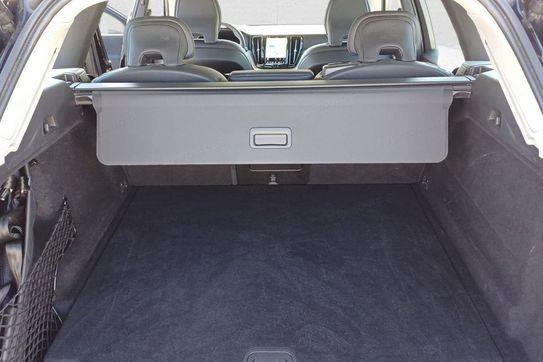 Volvo XC60 B4 D Plus Dark aut