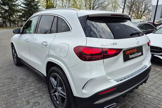 Mercedes GLA 200 mHEV AMG Line 7G-DCT