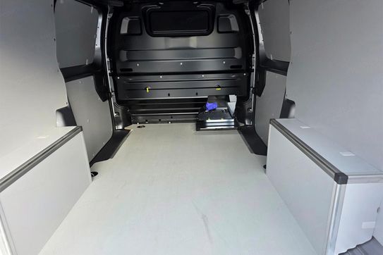 Peugeot Expert XL L2H1 EAT8