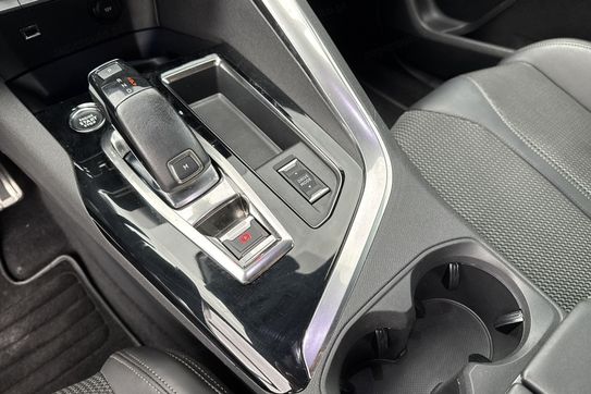 Peugeot 3008 GT 1.2 PureTech  S&S EAT8
