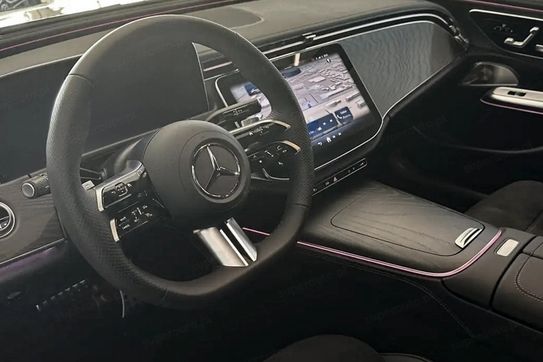 Mercedes Klasa E 200  4-Matic AMG