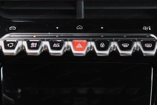 Peugeot 2008 1.2 PureTech Allure EAT8