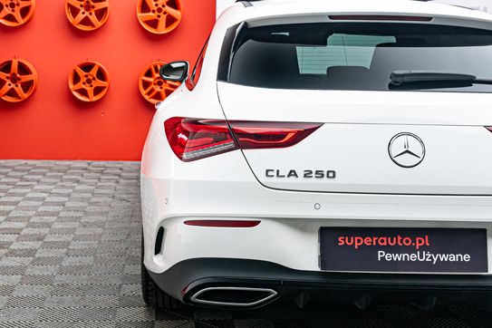Mercedes CLA 250 4-Matic AMG Line