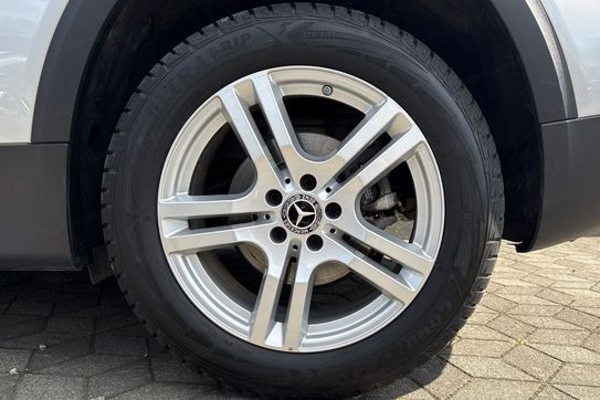 Mercedes GLB 200