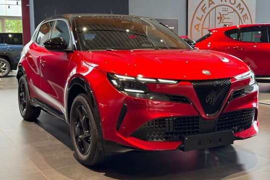 Alfa Romeo Junior Ibrida 1.2 Sprint
