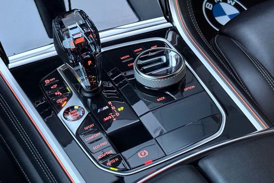 BMW Seria 8 M850i xDrive