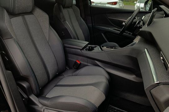 Peugeot 3008 1.2 PureTech Allure Pack S&S EAT8