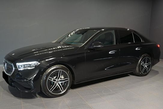 Mercedes Klasa E 220 d 4-Matic AMG