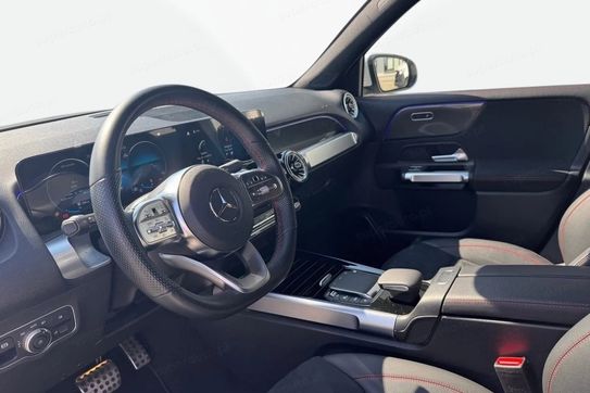 Mercedes GLB 200 4-Matic AMG Line 8G-DCT