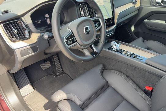 Volvo XC60 B5 B AWD Plus Bright aut