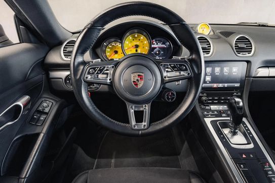 Porsche Cayman Pdk
