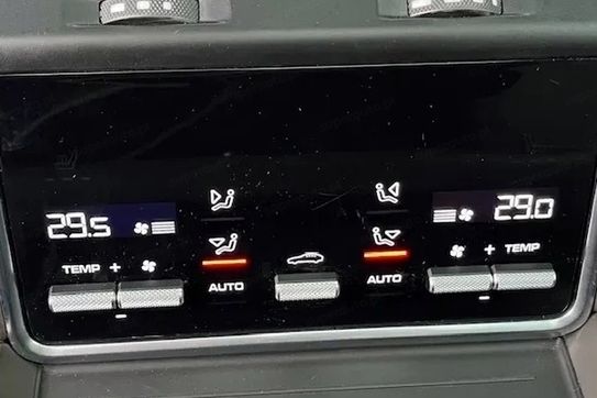 Porsche Panamera 4 e-Hybrid Sport Turismo 10 Years Edition