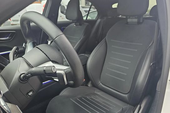 Mercedes Klasa C 200 4MATIC AMG Line