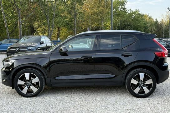 Volvo XC40 T3 Momentum Pro