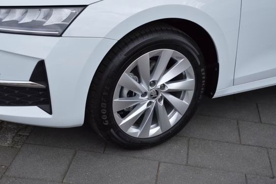 Skoda Octavia Selection 1.5 TSI mHEV DSG