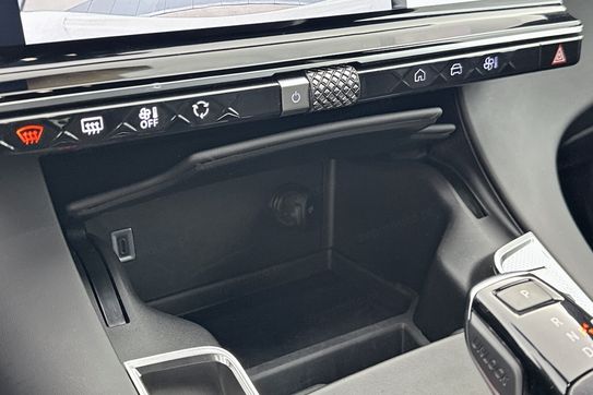 DS DS7 Rivoli 1.6 E-Tense Hybrid AT 4x4