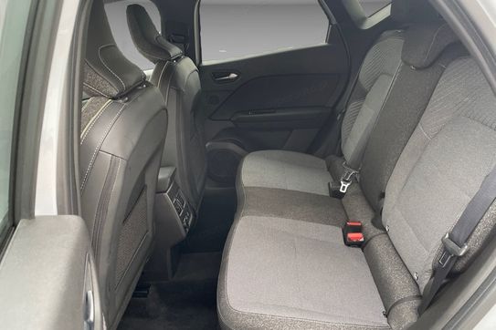 Renault Captur Techno 1.6 E-Tech Hybrid AT