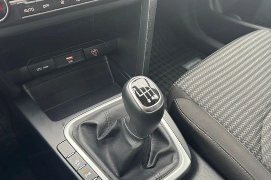 Kia Ceed 1.5 T-GDI M