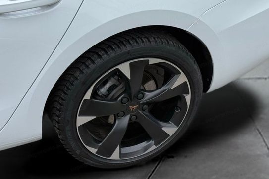 Cupra Leon eTSI DSG