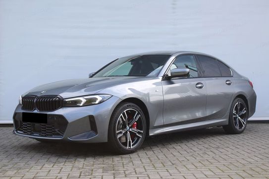 BMW Seria 3 330i xDrive M Sport