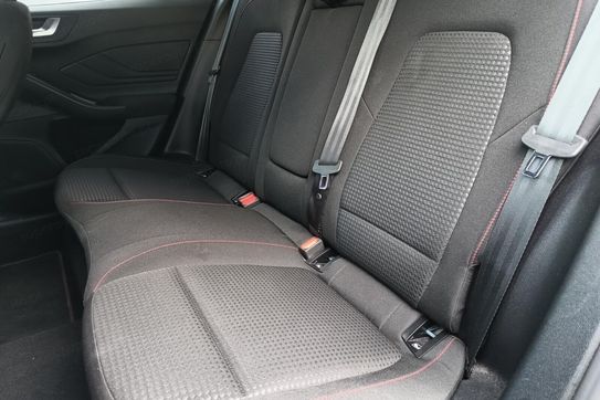 Ford Focus 1.0 EcoBoost ST-Line X