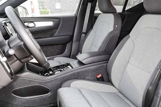 Volvo XC40 B3 Plus Dark