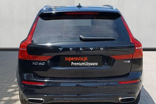 Volvo XC60 T4 R-Design