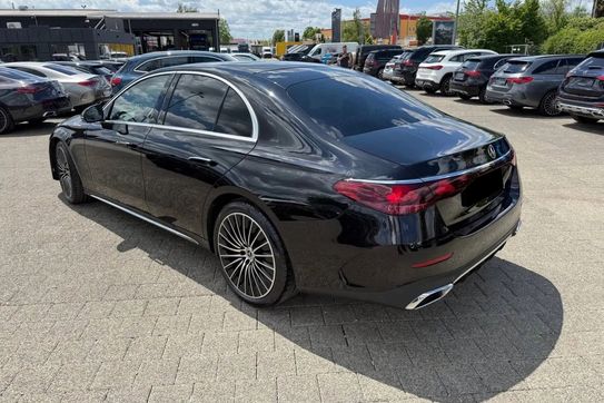 Mercedes Klasa E 300 e  4-Matic AMG