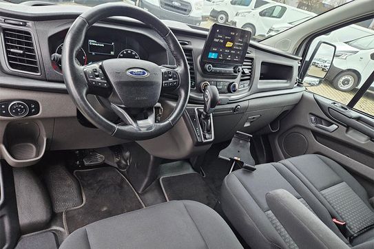 Ford Transit Custom L2H1 AT