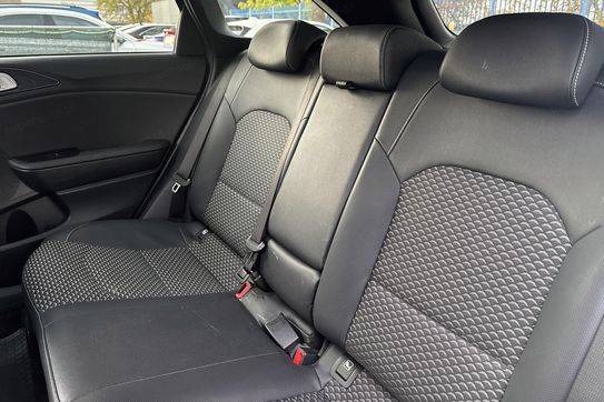 Kia Ceed Business Line 1.5 T-GDI  DCT